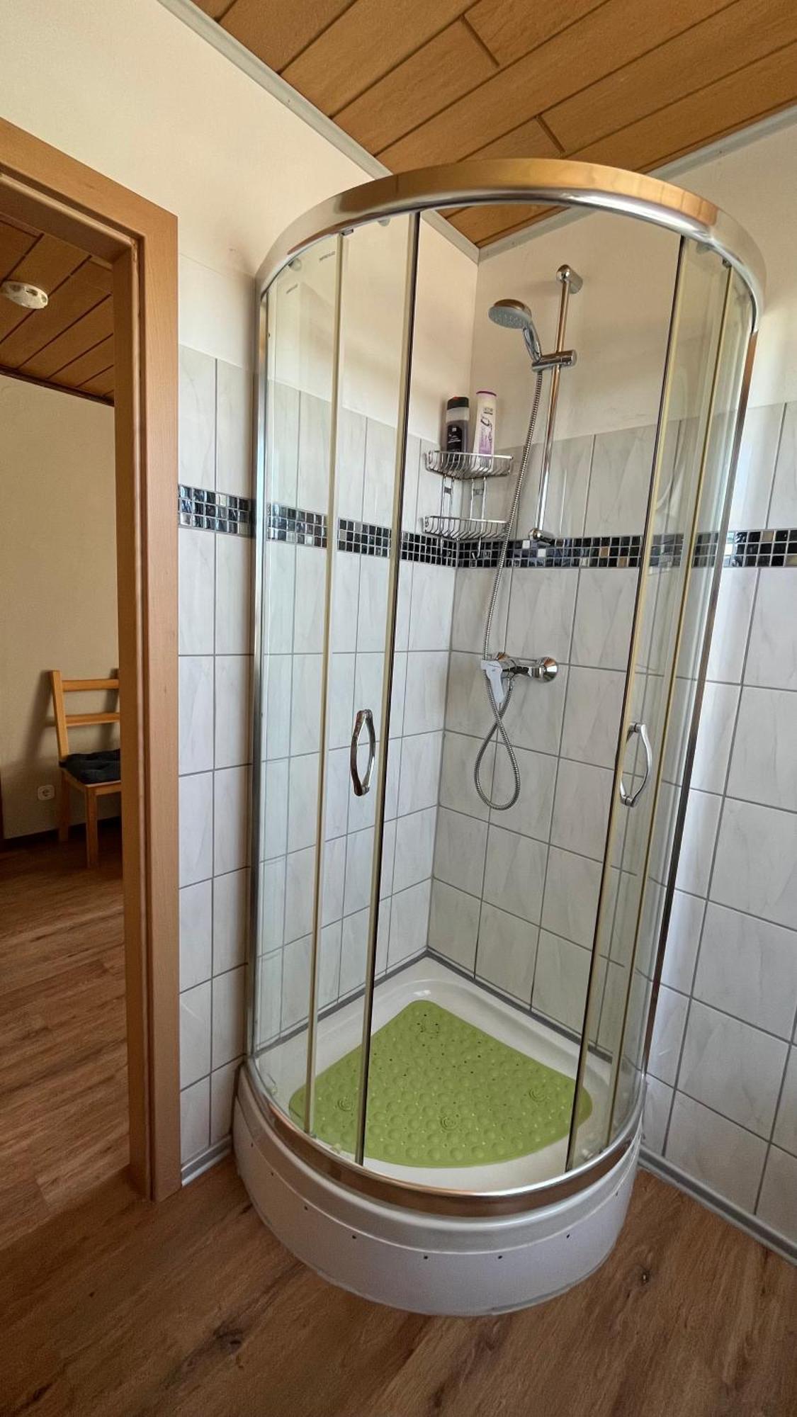 Bed & Breakfast Franky House Am Nuerburgring Quiddelbach