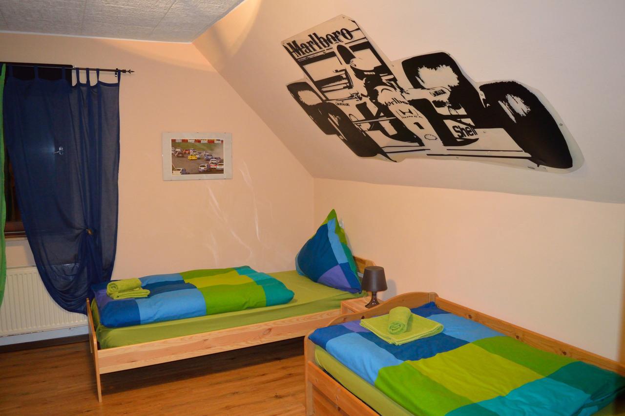 Franky House Am Nuerburgring * Quiddelbach